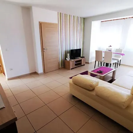 アパート Apartments Jadranka
