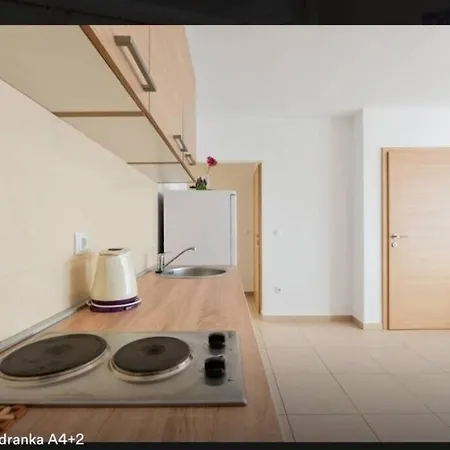 アパート Apartments Jadranka *